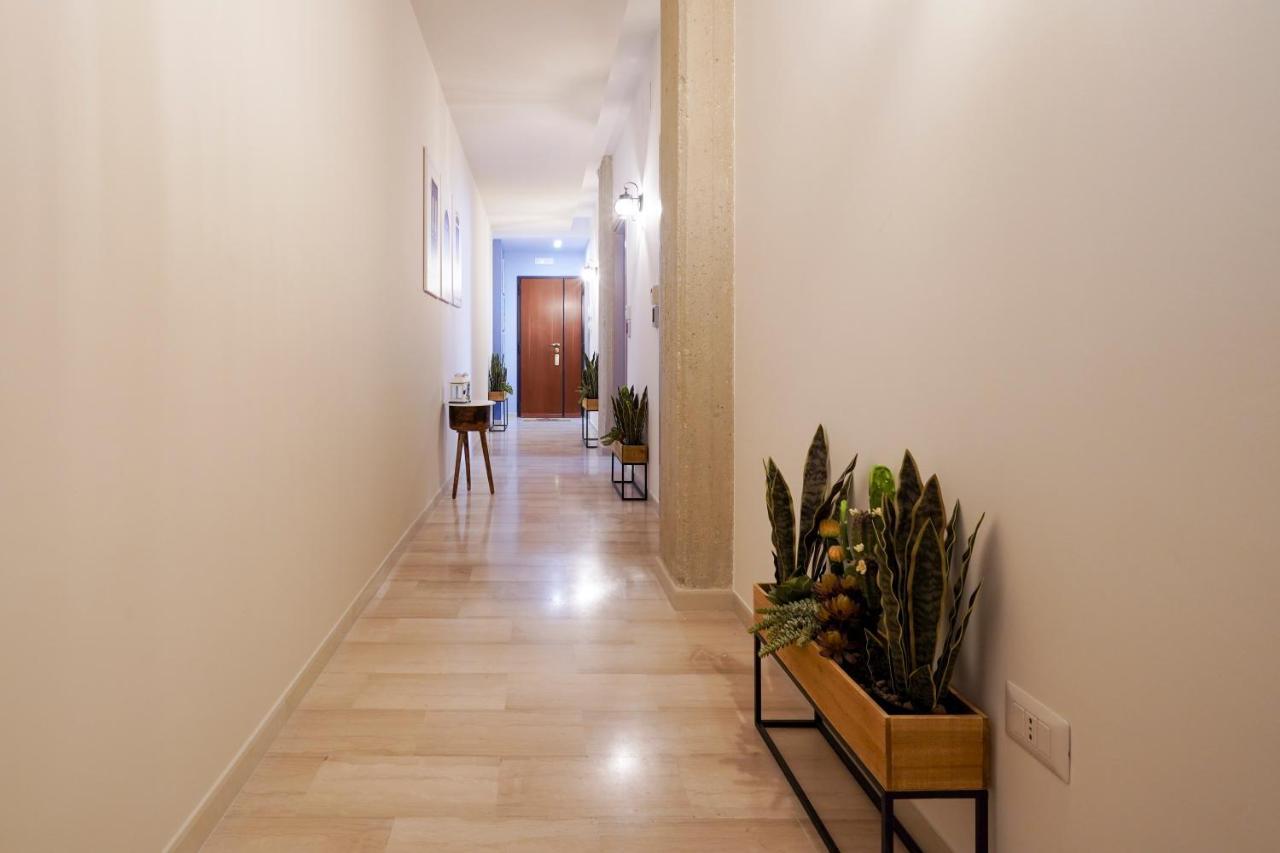 Mediterranea Apartment- Central Station - Free Wifi&Netflix Bari Camera foto