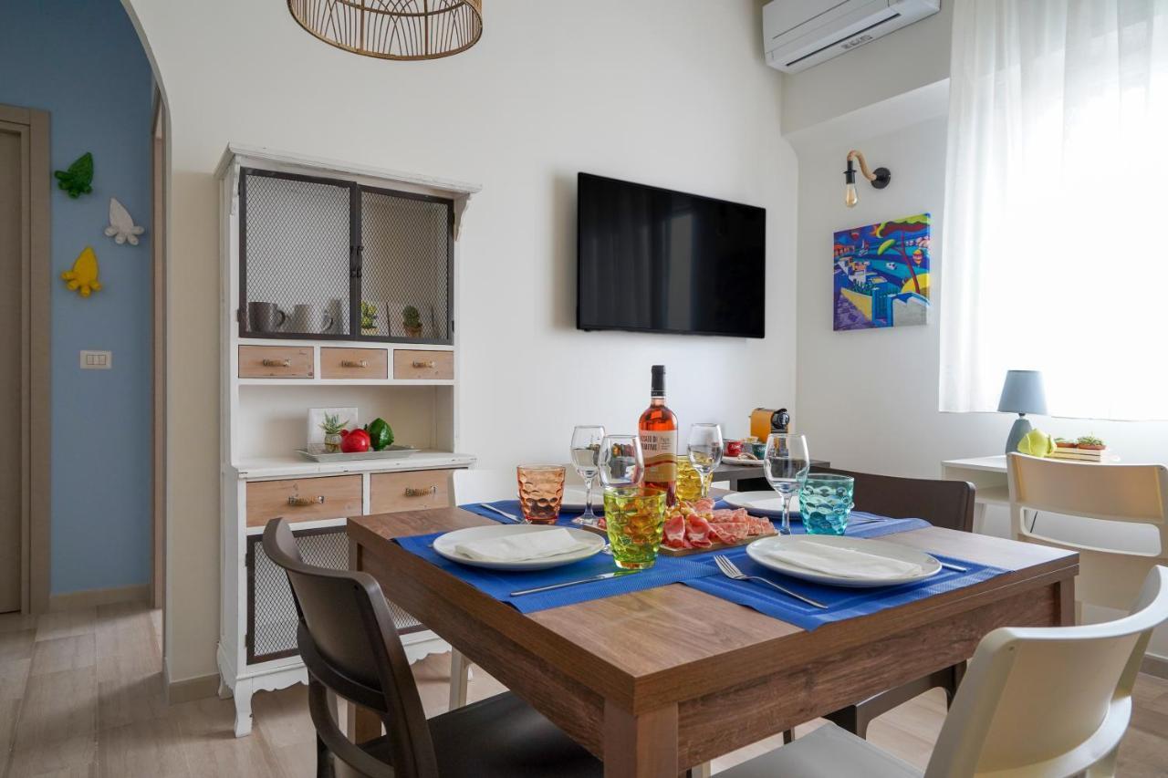 Mediterranea Apartment- Central Station - Free Wifi&Netflix Bari Esterno foto