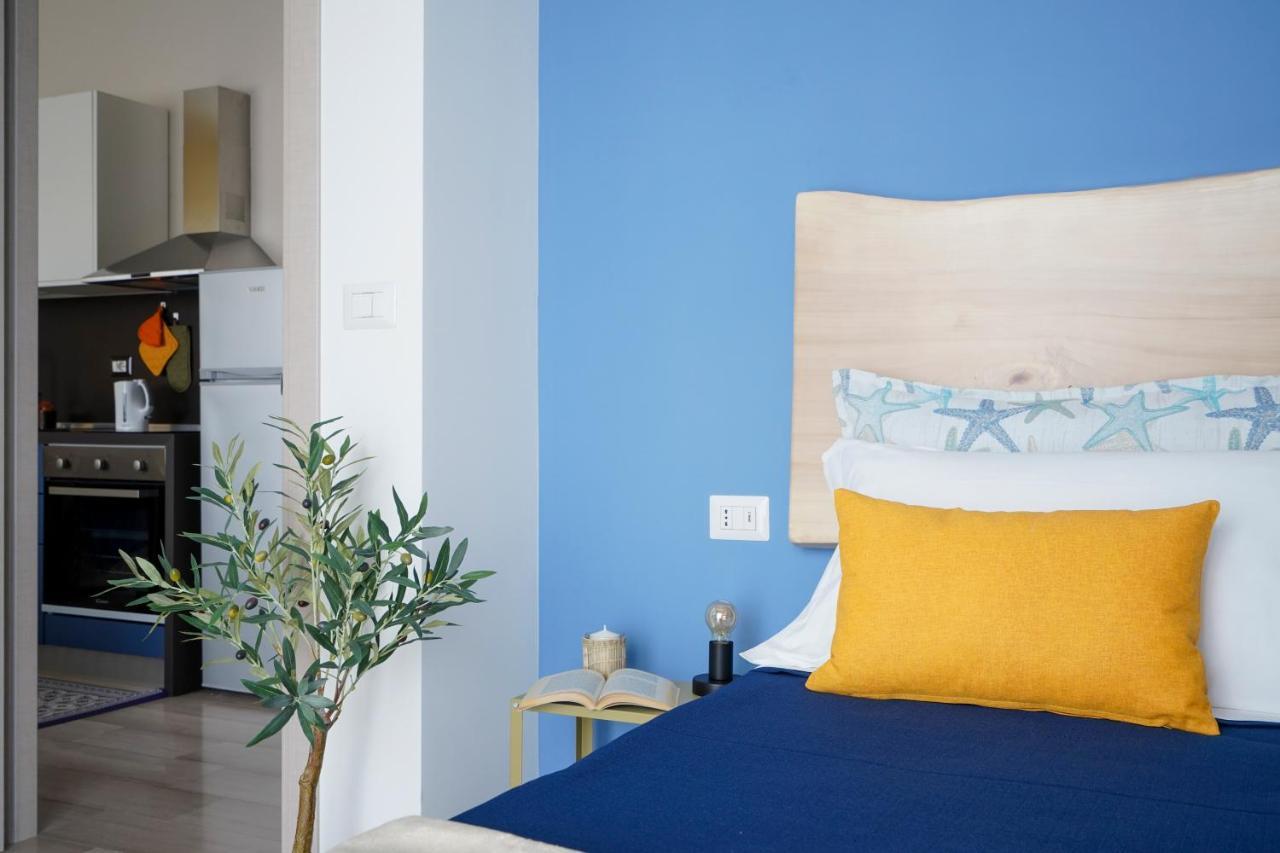 Mediterranea Apartment- Central Station - Free Wifi&Netflix Bari Esterno foto